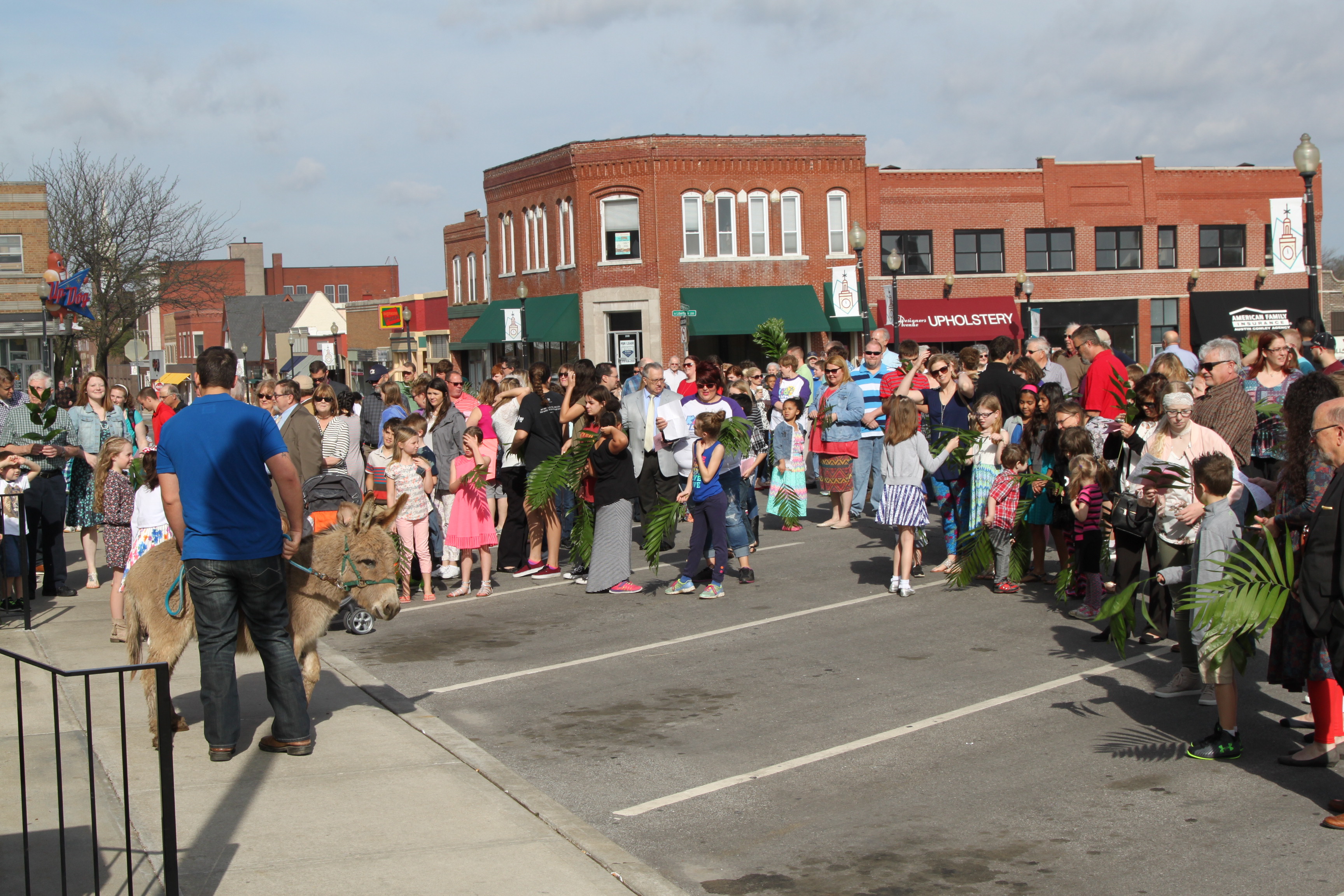 Palm Sunday 17 010.JPG