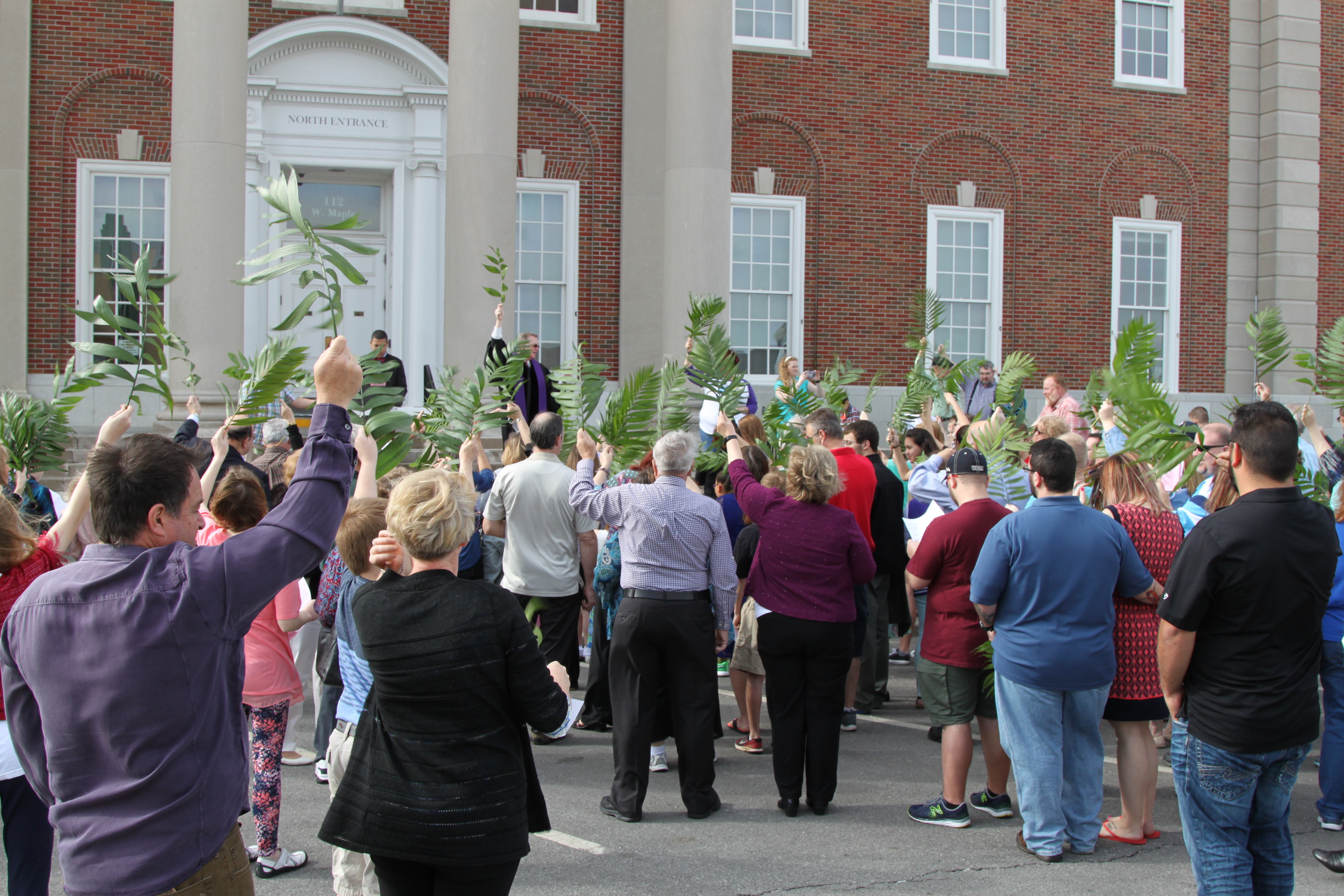 Palm Sunday 17 025.JPG